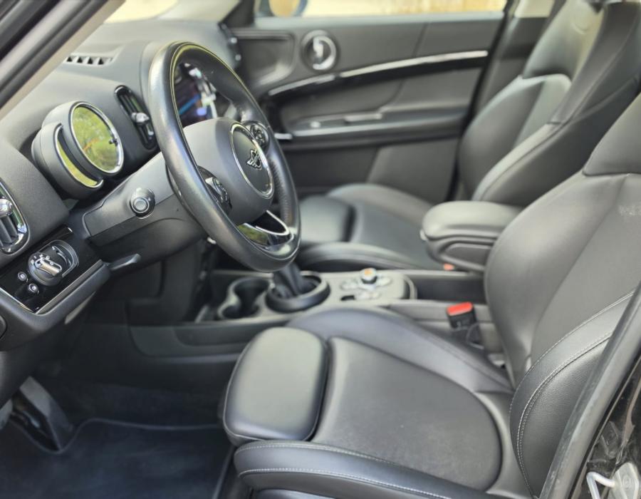 MINI COOPER COUNTRYMAN -( PLUG-IN)